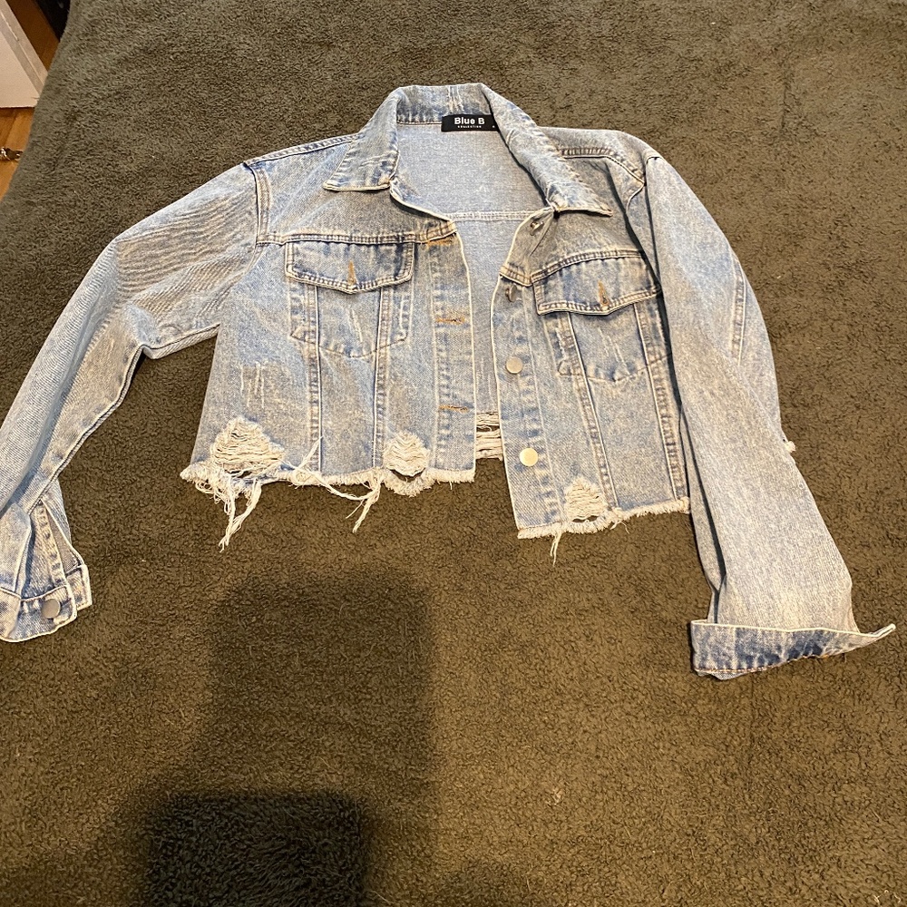 Cropped distressed jean jacket